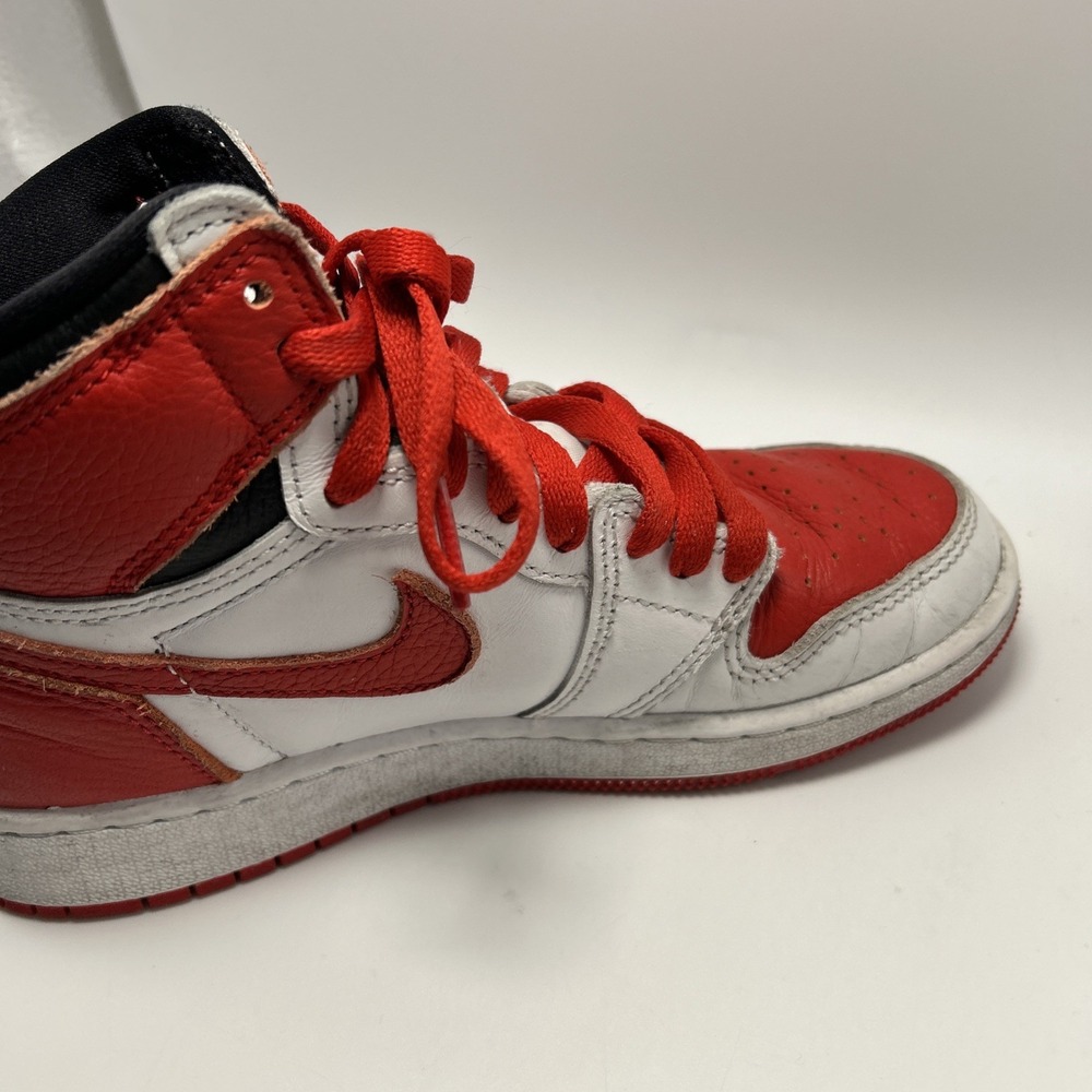 Nike Air Jordan Retro 1 Red/White Youth Size 3.5Y - Picture 12 of 16